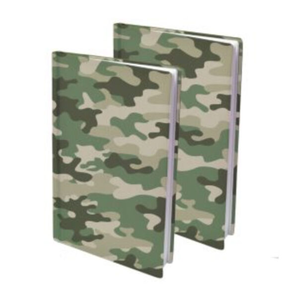 2-pak Strækbart bogbind A4- Camouflage farver er nemt at sætte på og kan vaskes - Skoletilbehør